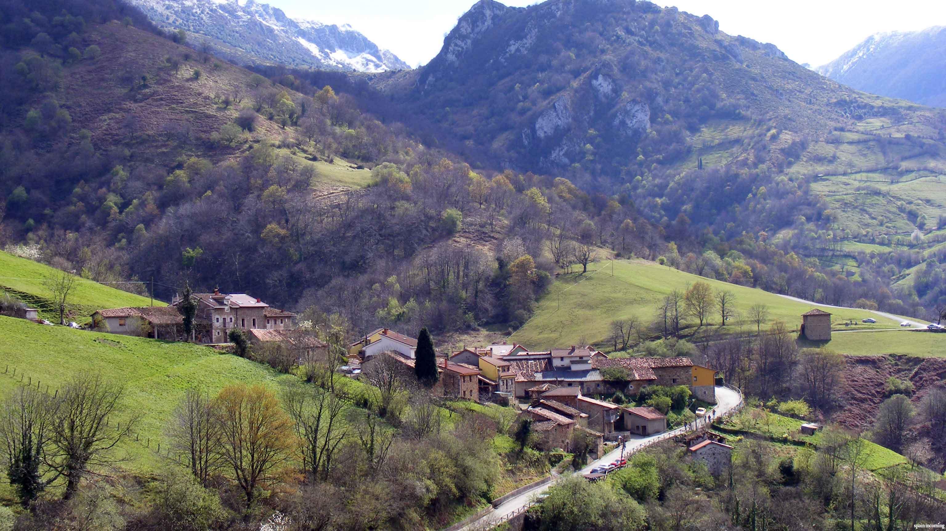 10 ideas for organize your trip to Spain - Landscape in Asturias