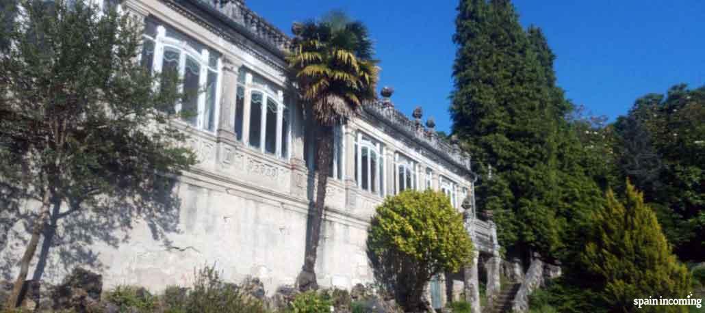 The Camellia route in Galicia - Pazo de Lourizán