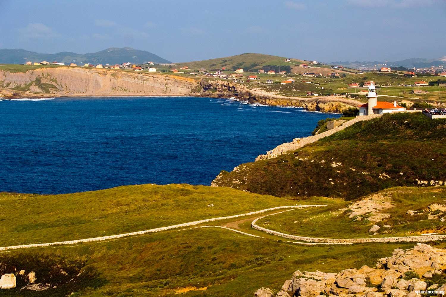 Fishing Villages of Northern Spain - Suances lighthouse 