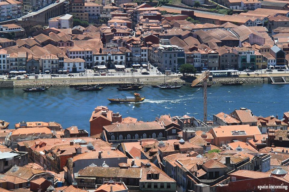 Top things to do in Porto -  Porto views from Vilanova de Gaia