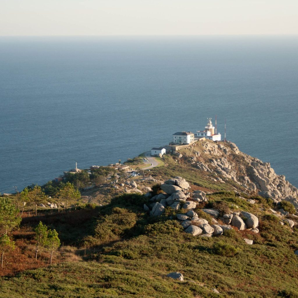 ruta faros etapa lires fisterra fisterra monte facho faro fisterra paisaje mar creditos concello de fisterra (2)